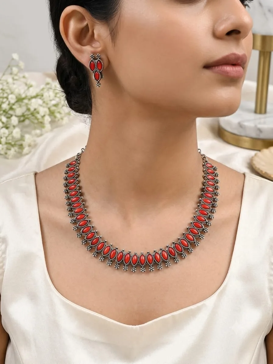 Silver Plated Marquise Berry Red Stone Choker Nacklace and Drop Earrings Jewellery Set photo 3